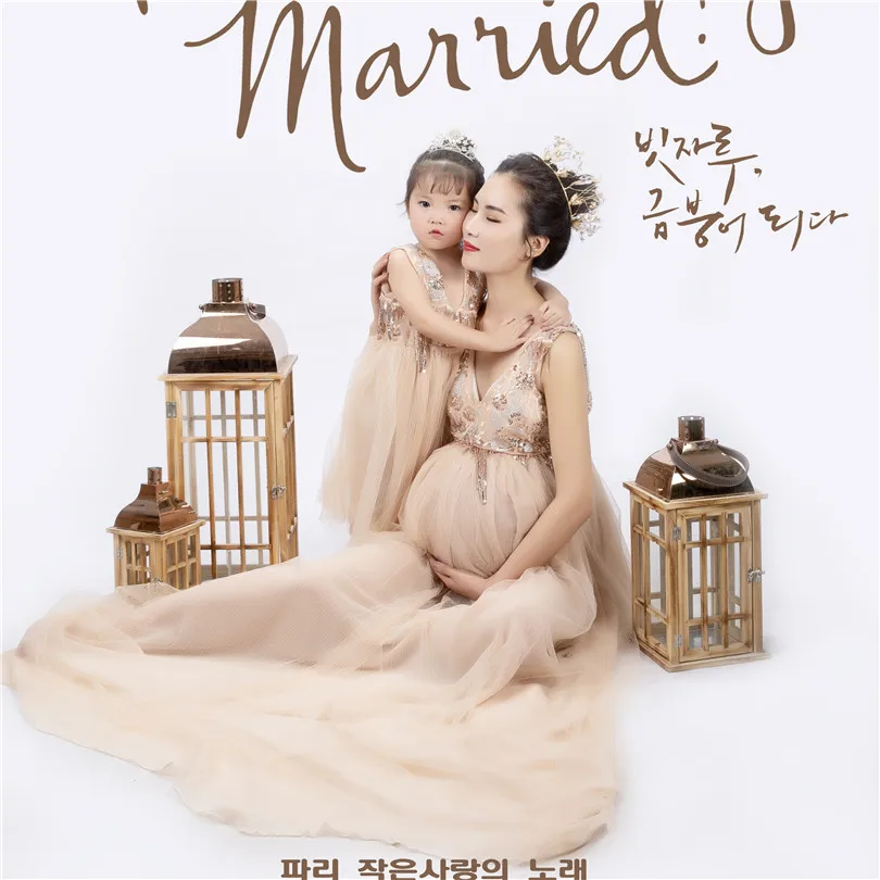 Одежда для беременных с большим шлейфом одинаковое платье мамы и дочки