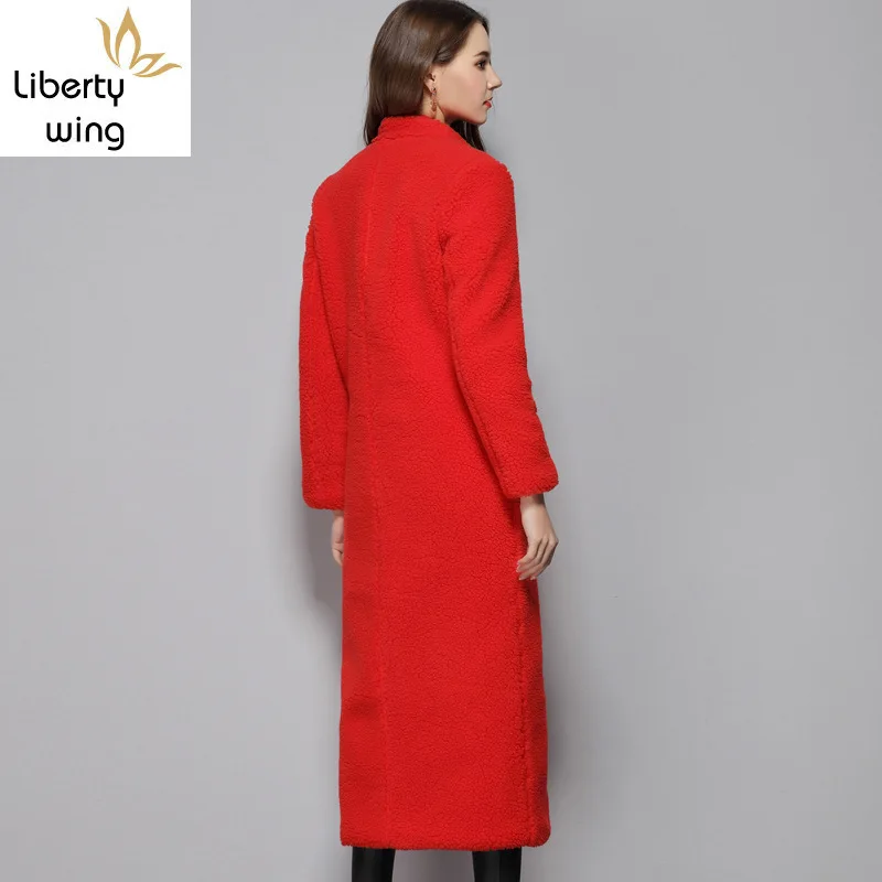 Женская теплая куртка из овечьей шерсти с воротником-стойкой и длинным рукавом |