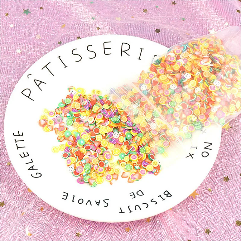 Бусины с разнообразными фруктами и цветами круглые плоские буквы алфавита