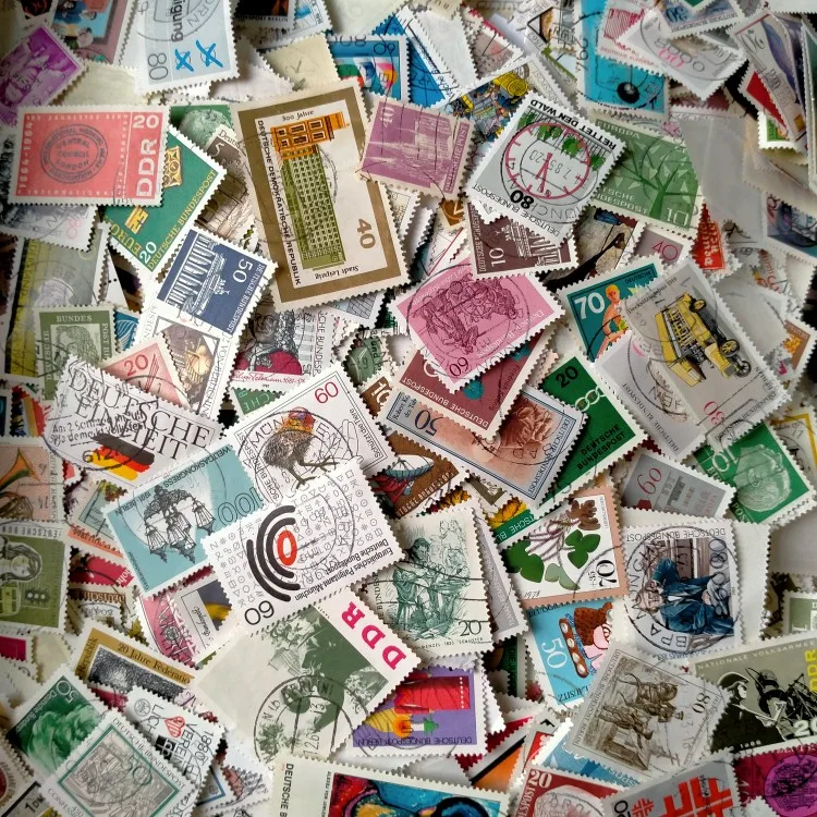 Множество оригинальных штампов немецкой страны DDR почтовые марки европейские