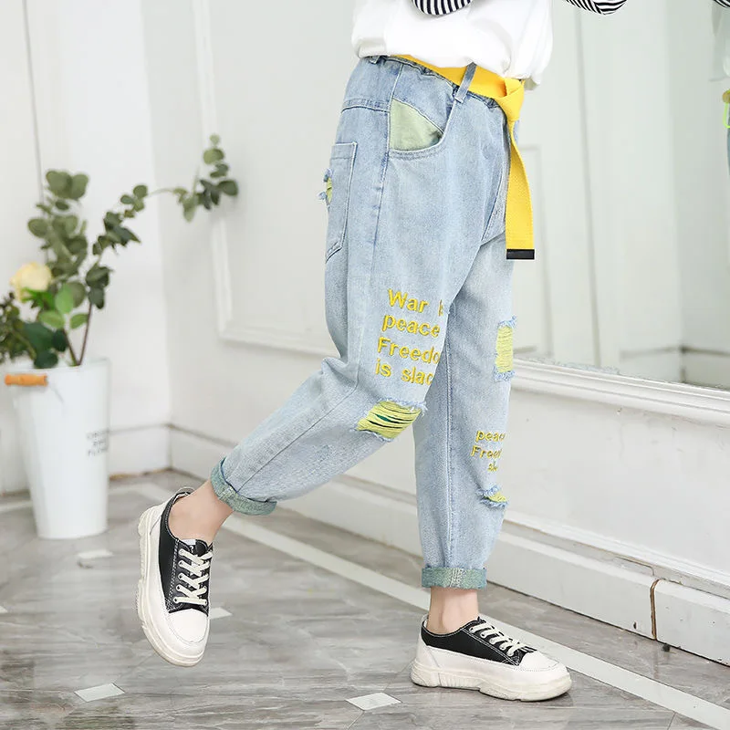 Джинсы с дырками для девочек весна осень 2020 модные брюки эластичным поясом