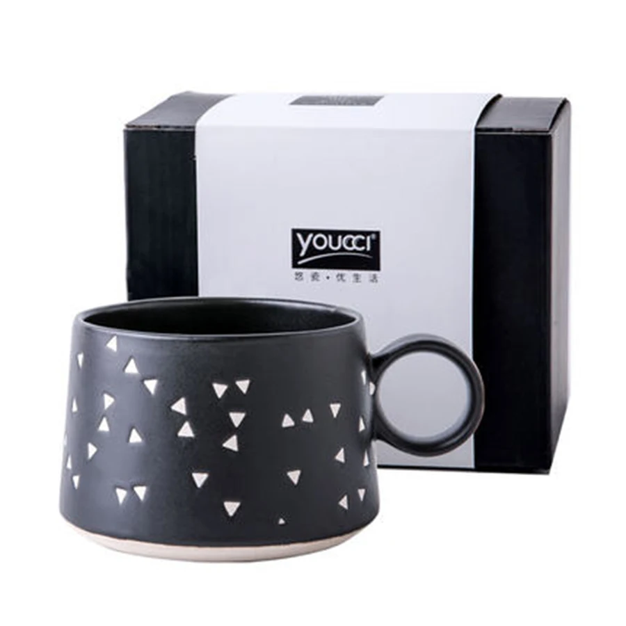 

Funny Coffee Mugs Personalized Creative Ceramic Luxury Couple Cup Nordic European Travelmug Glaze Caneca Taza Pottery Gift EE5MK
