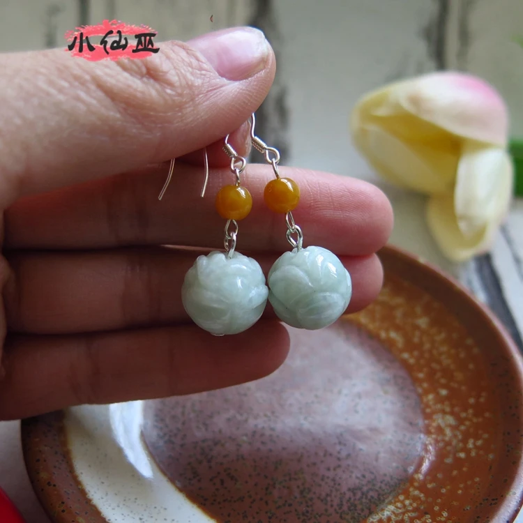 Серьги гвоздики с натуральным нефритом и изумрудом цветок лотоса бижутерия