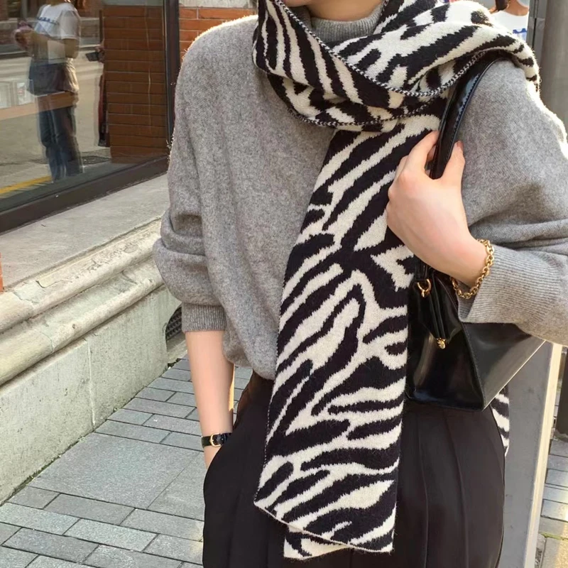 

Luna&Dolphin Women Winter Zebra Striped Pattern Wool Scarf Big Warm Neckerchief Knitted Woolen Neck Pashmina Soft Ins Shawl