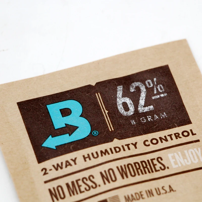 

Professional 62%-72% Cigar Moisturizing Bag 8g Humidity Bag Humidity Pack Humidifier Bag for Cigar Humidor For COHIBA Cigars