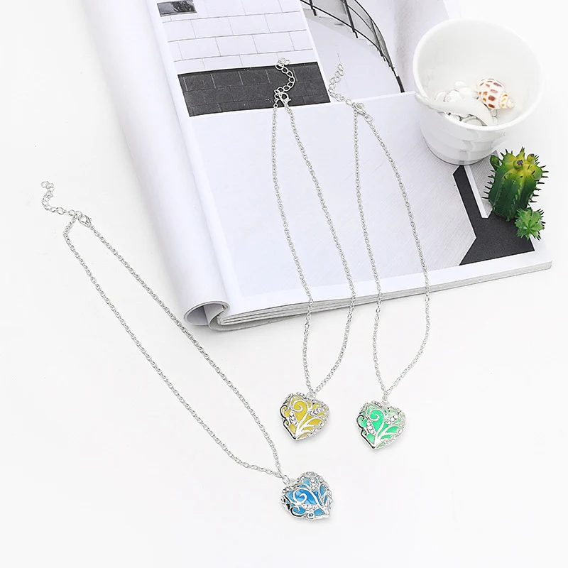 Новинка женское ожерелье с персиковым сердцем креативный длинный светящийся