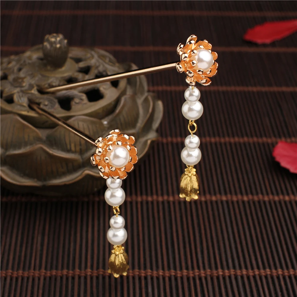 

Chinese Style Hair Sticks Women Flower Pendant Pearl Tassel Crystal Hair Chopsticks for Women Bridal Wedding Party Hair Jewelry