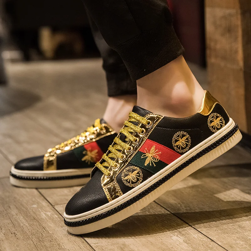 Женские кроссовки с вышивкой пчела золотистые повседневные уличные на плоской