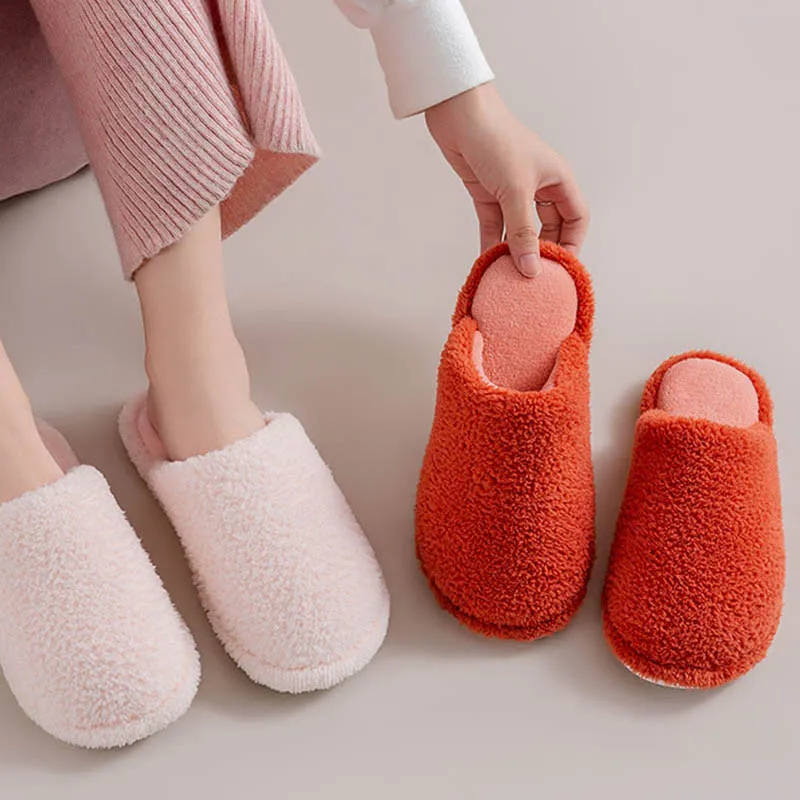 Женские тапочки зимние теплые милые меховые пара коротких плюшевых тапочек