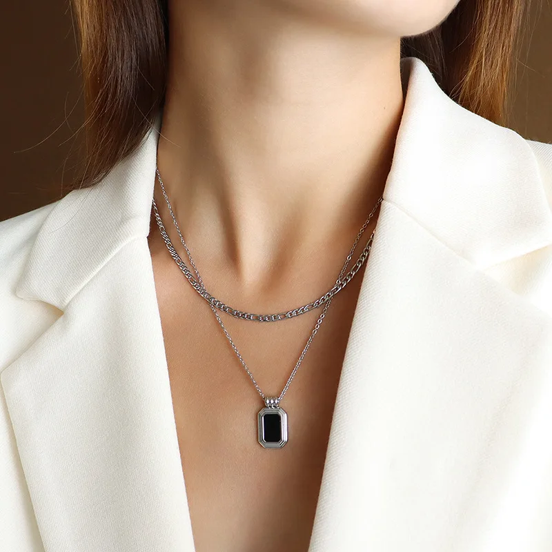 

French Niche Black Shells Double Layer Collarbone Necklace Charming Women's Choker Chain Pendant Female New Year Jewelry Gifts