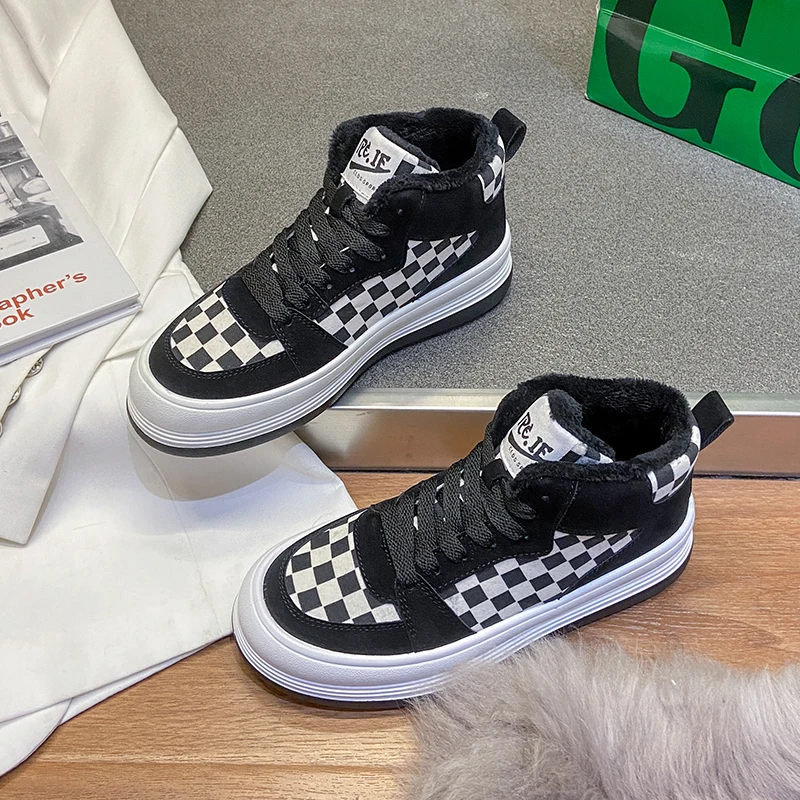 

Плюшевые высокие черно-белые сетчатые повседневные туфли