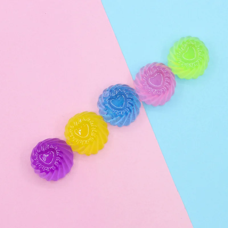 100pcs resin simulation candy 1116mm mixed color spiral candy heart diy resin flat back accessories for headdress button phone free global shipping