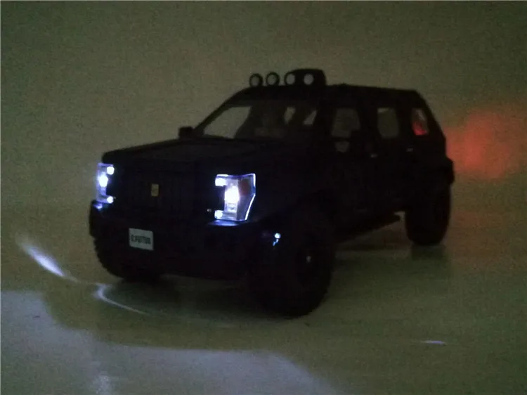 Новинка 1/32 г. PATTON SUV Грузовик литая модель автомобиля игрушка джип для детей звуковое освещение Вытяните назад Подарки