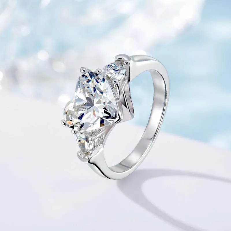

Fashion Creative Wedding Engagement Bridal Jewelry Cubic Zirconia Elegant Ring European and American Ladies Exquisite Ring