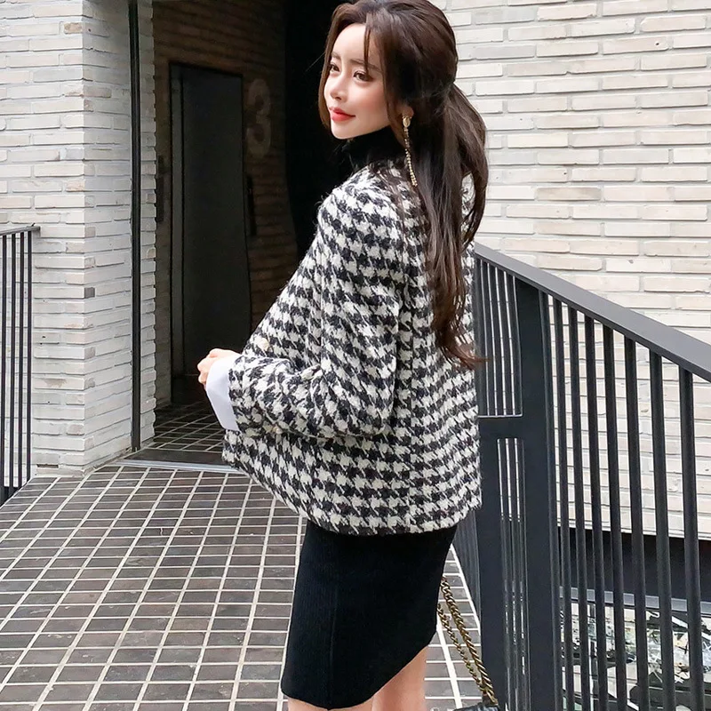 

Plus Size Double Buttons Autumn Winter Female Blend Coats Office Work Ladies Warm Short Overcoats Elegant Plaid Women Tweed Coat