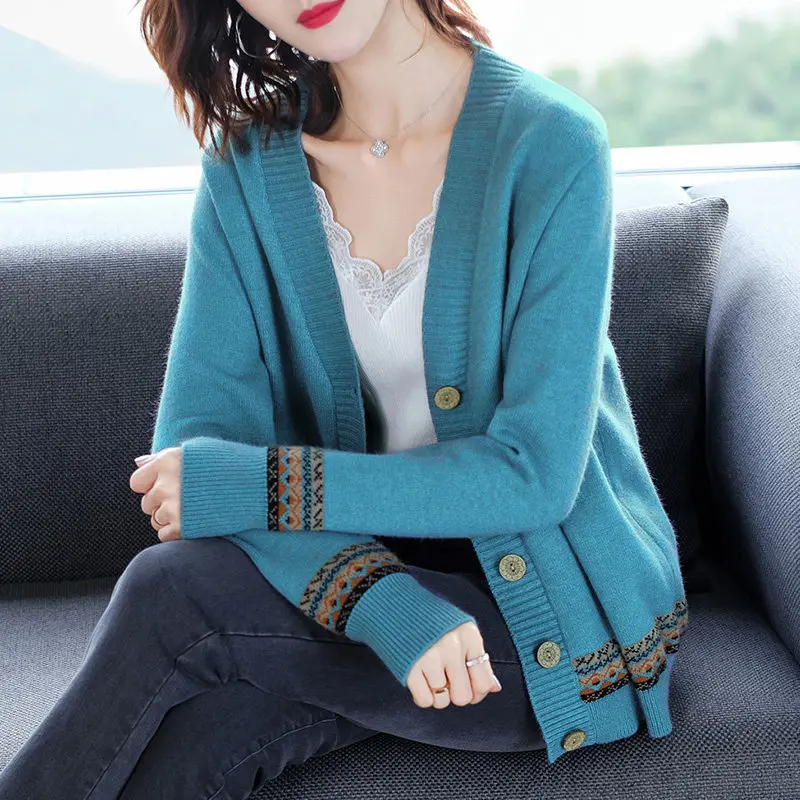 

Folk-custom Autumn Cardigan Women V-neck Long Sleeve Single Breasted Knitted Jacket Cardigans Tops Female Sweater Coat Y414