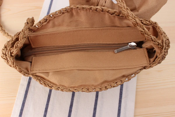

2020 New Summer Round Straw Bag Beach Wind Cute Bow Crossbody Woven Bag Handmade Crochet Female Bag Beach Bag