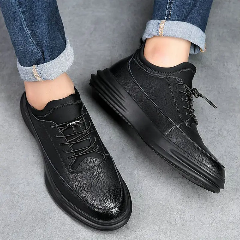 Сезон весна Новинка Кожаные мужские лоферы в повседневном кроссовки тренд