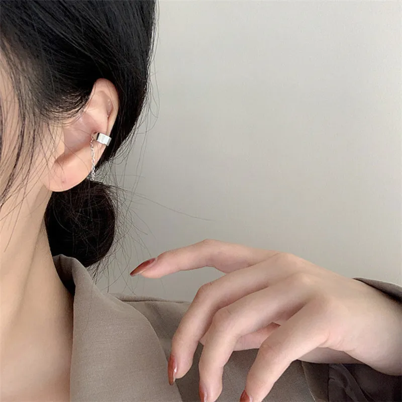 

Korean Temperament Simple Light Luxury Earring Ins Simple Cold Wind Chain Tassel Ear Buckle Advanced Sense Ear Bone Clip