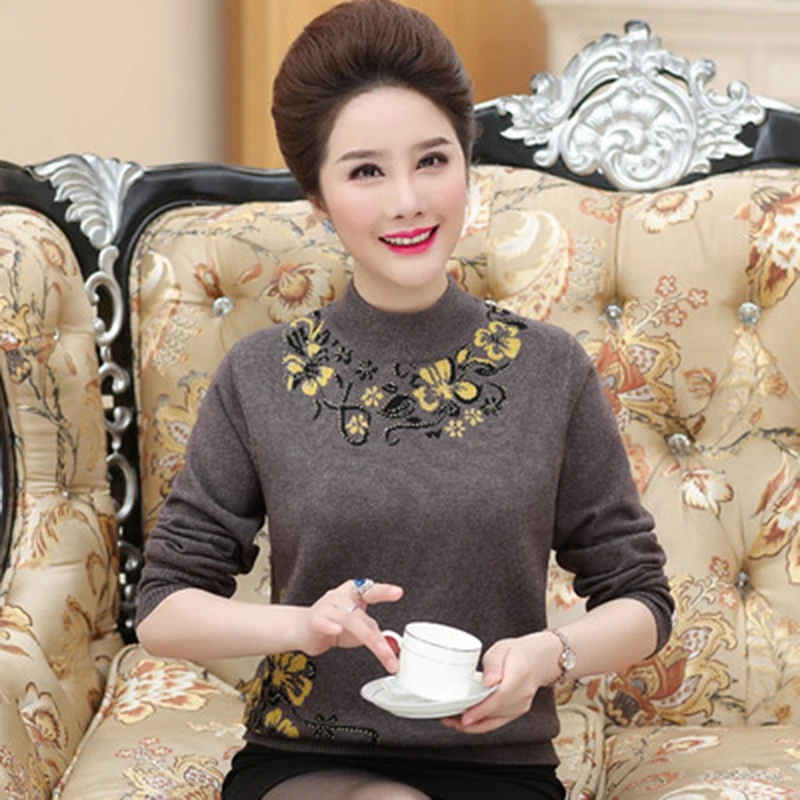 Свитер женский зимний с цветочным принтом для женщин среднего возраста пуловер