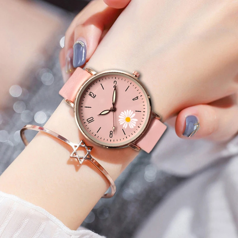 

2020 NEUE Kleine Ganseblumchen Uhr Frauen Mode Casual Leder Gurtel Uhren Einfache Damen Kleine Zifferblatt Uhr Armbanduhren