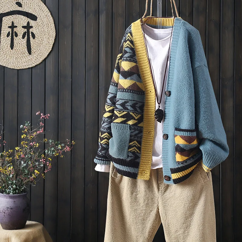

2021 Autumn and Winter Matching Large Pockets Long Sleeve Buttoned Outer Knit Cardigan Women Loose Literary V-neck Sweater