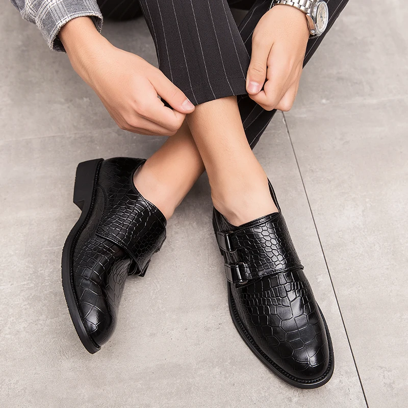 

2020 new style fashion men's shoes casual leather loafers male classics brown black derby shoe man waterproof nice shoes for men