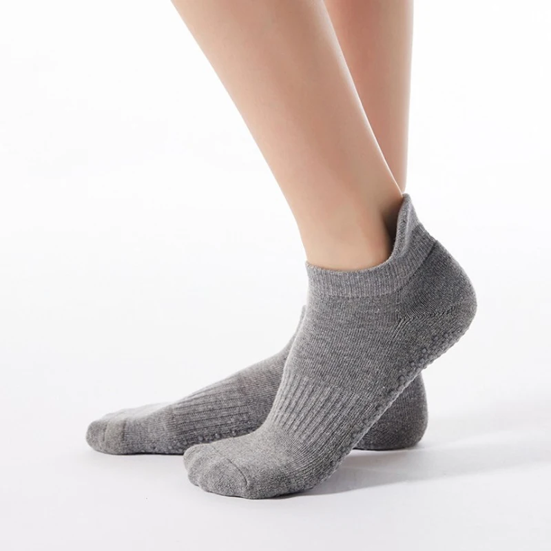 gray 1 пара, женские носки для йоги, хлопковые носки для бега фитнеса спорта, утолщенные массажные носки для ног, нескользящие носки из ПВХ, носки-Тапочки - Цвет: gray