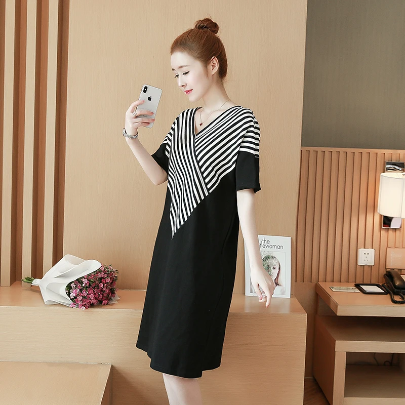 

Plus fat plus size women's sleeved striped shirt casual bottoming shirt loose mid-length section was thin V-neck