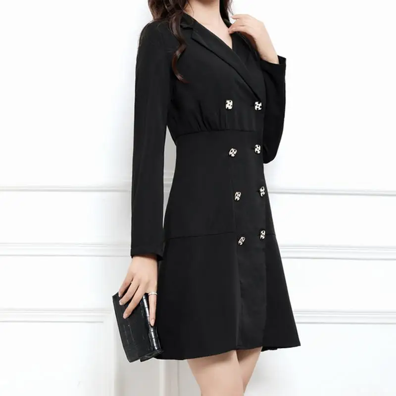 Осеннее платье-блейзер с V-образным вырезом черное повседневное двубортное