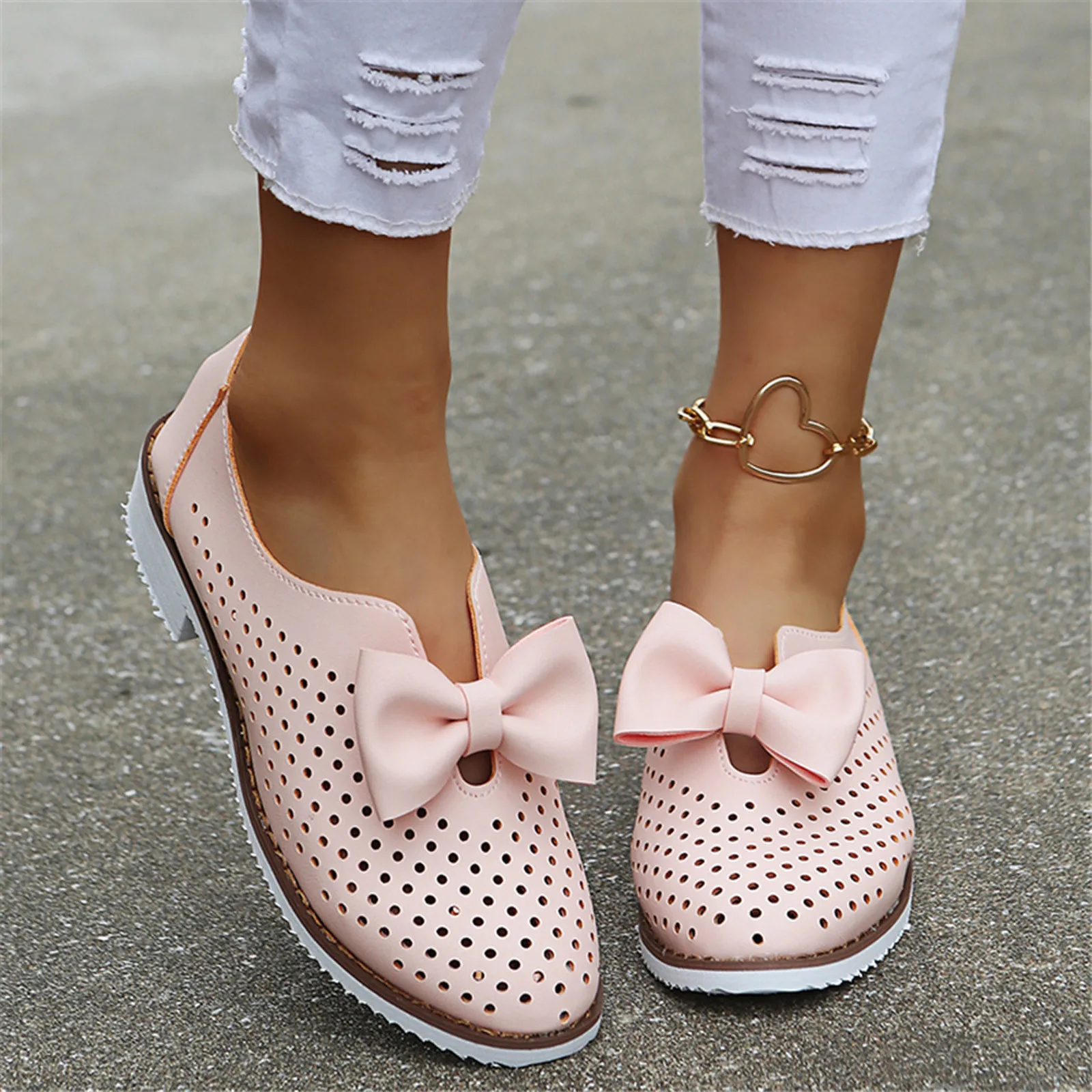 

Sandals Women Summer Hollow Bowknot Women's Shoes Large Size Casual Sandals Indoor Outdoor Flip Flops Beach Shoes Women Slipper