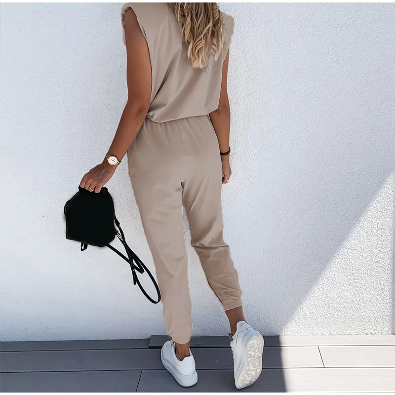 Женский спортивный костюм из 2 предметов блузка без рукавов и длинные брюки с