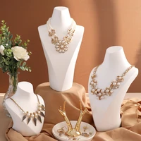 resine necklace stand organizer necklace display bust mannequine jewellry holder jewellery case holders necklace rack prop white