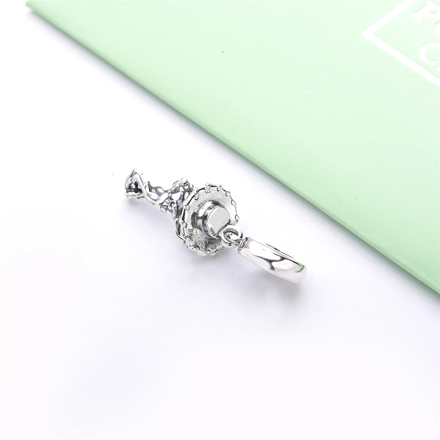 Moonmory Прекрасный маленький мальчик с боевыми подвесками подходит для брендового