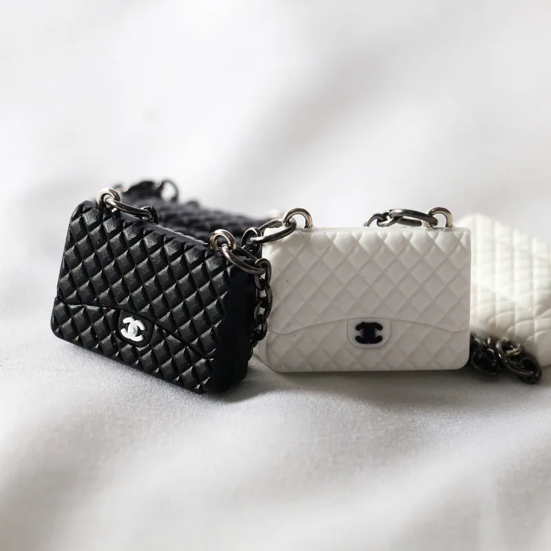 

1 pc Dollhouse doll house mini black and white shopping handbag model decoration miniature scene jewelry