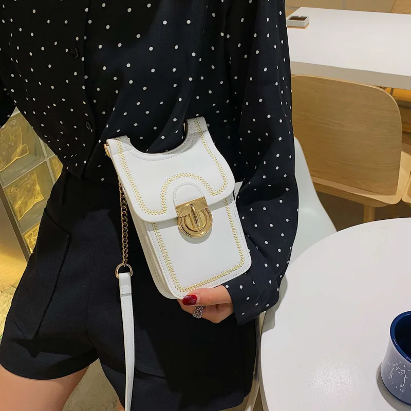 Необычная сумка с цепочкой летняя свежая мессенджер 2019 новый корейский рюкзак