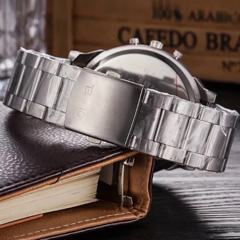 

DI EL Men's Watch Quartz Movement Alloy Bracelet Trend Luxury Men's 6-Hand Stopwatch Sports Multifunctional Men's Watch