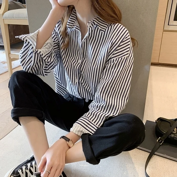

Полосатая рубашка для женщин Весна 2020 просторная дизайнерская нишевая рубашка средней длины в Корейском стиле рубашка с длинным рукавом ни...