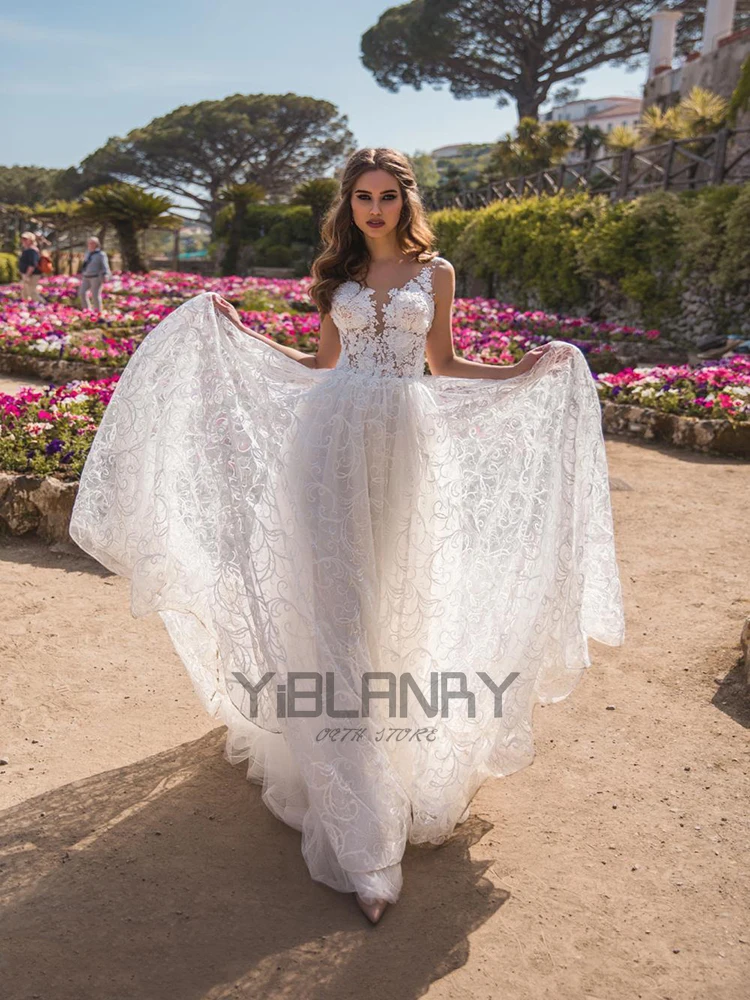 

YILIBER Lace wedding dress simple v-neck beautiful bridal dresses lace tailing buttons plus size embroidery applique