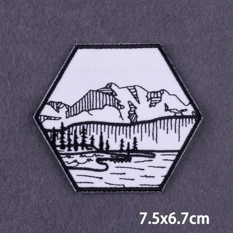 Нашивки с вышивкой на одежду изображением животных | Дом и сад