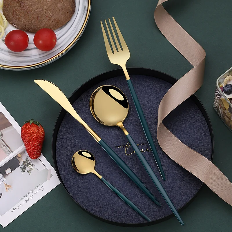 Набор столовых приборов из нержавеющей стали золотистого цвета | Дом и сад