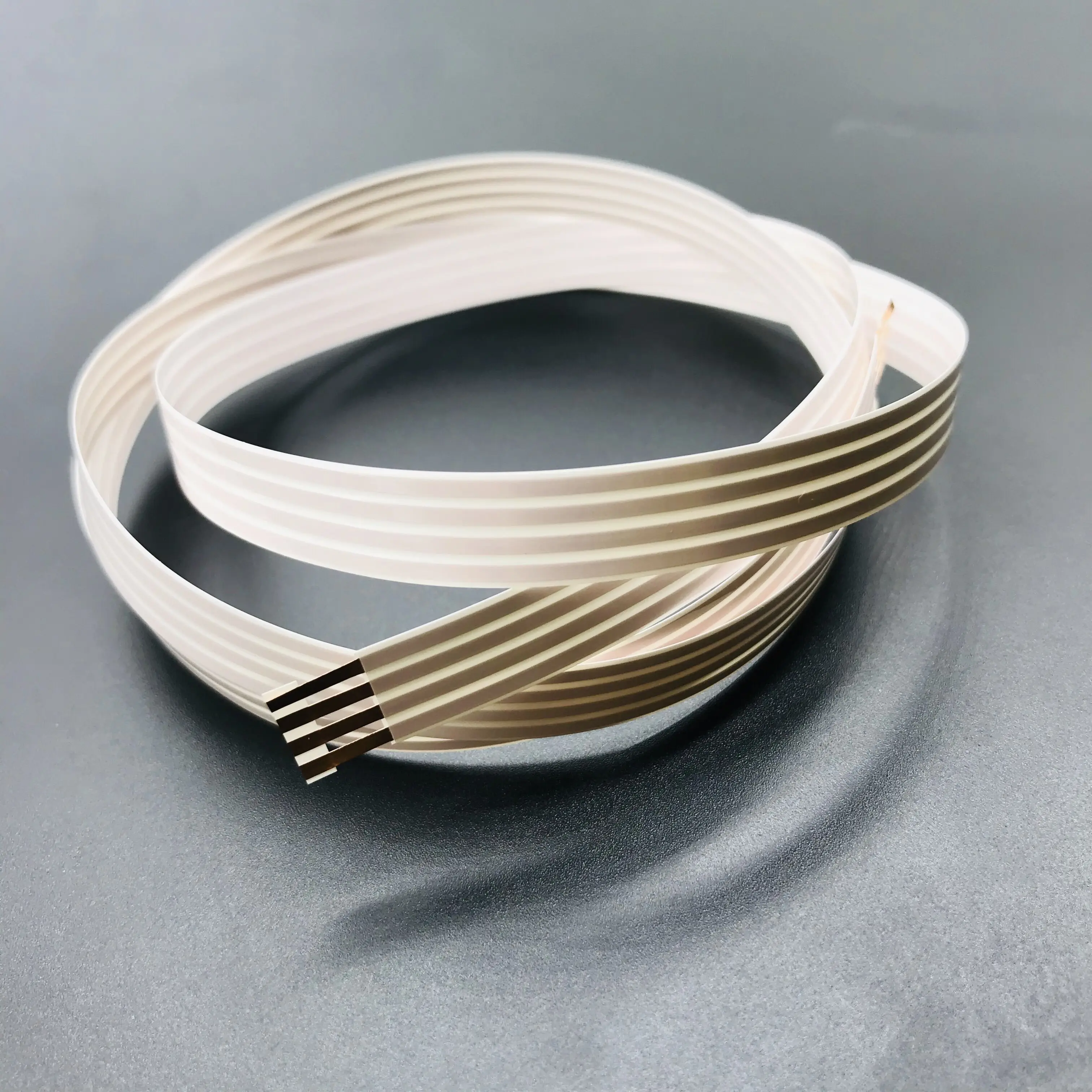 Плоская Лента 4 контакта 2 мм шаг 10 ширина 880 стандартная для Mercedes W204 и W212 |