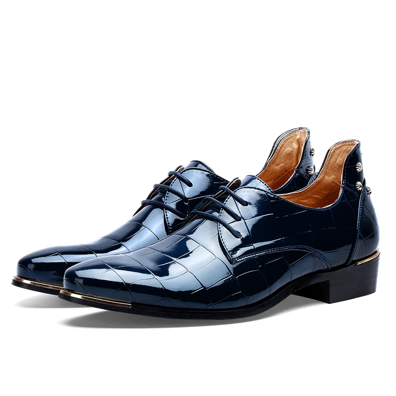 Мужские модельные туфли из лакированной кожи с заклепками мужские искусственной