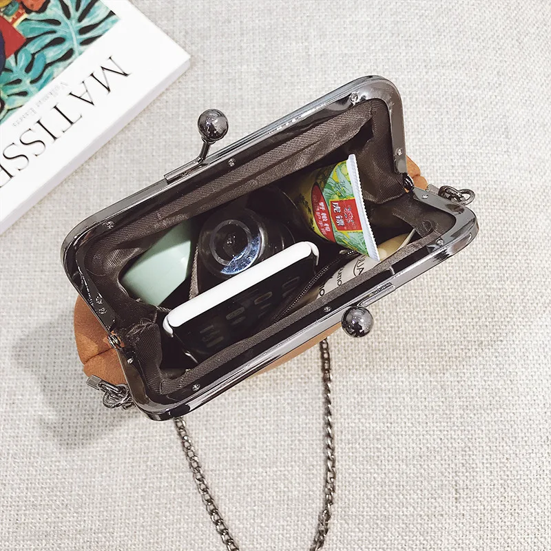 Новый Панк хеви-метал маленькая квадратная сумка Для женщин Железный зажим на