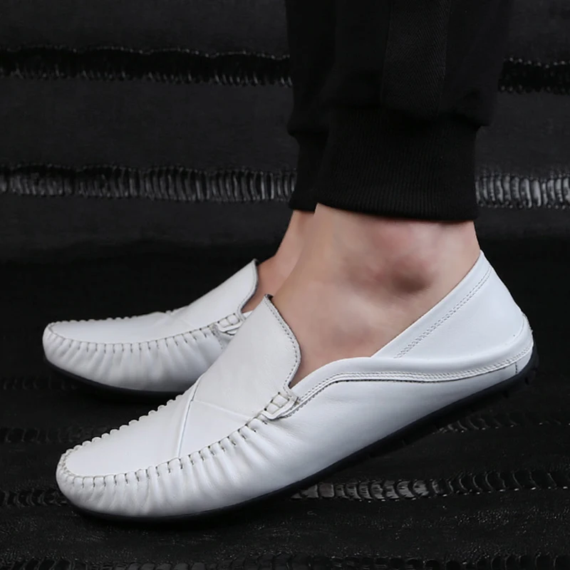 Мужские повседневные туфли из натуральной кожи черные или белые Лоферы без