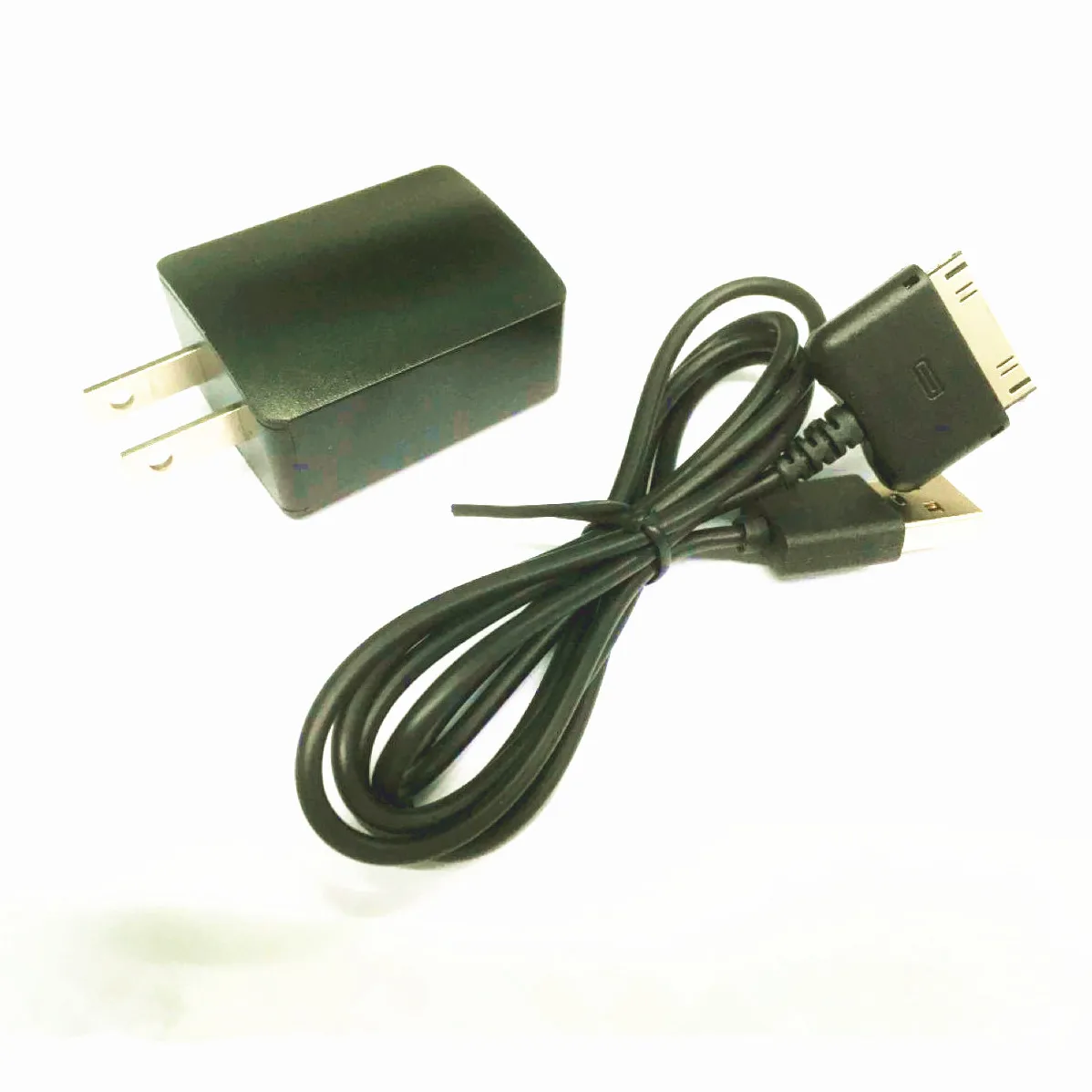 USB-кабель для синхронизации данных и настенное зарядное устройство переменного