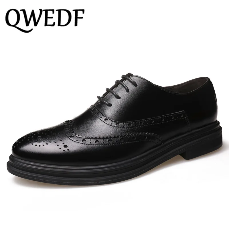 

Big Sizeleather shoes Black Dress Shoes For Men British Designer Leather Men Brogue Elegant Shoe Pointed Toe Wedding Flats S4-15