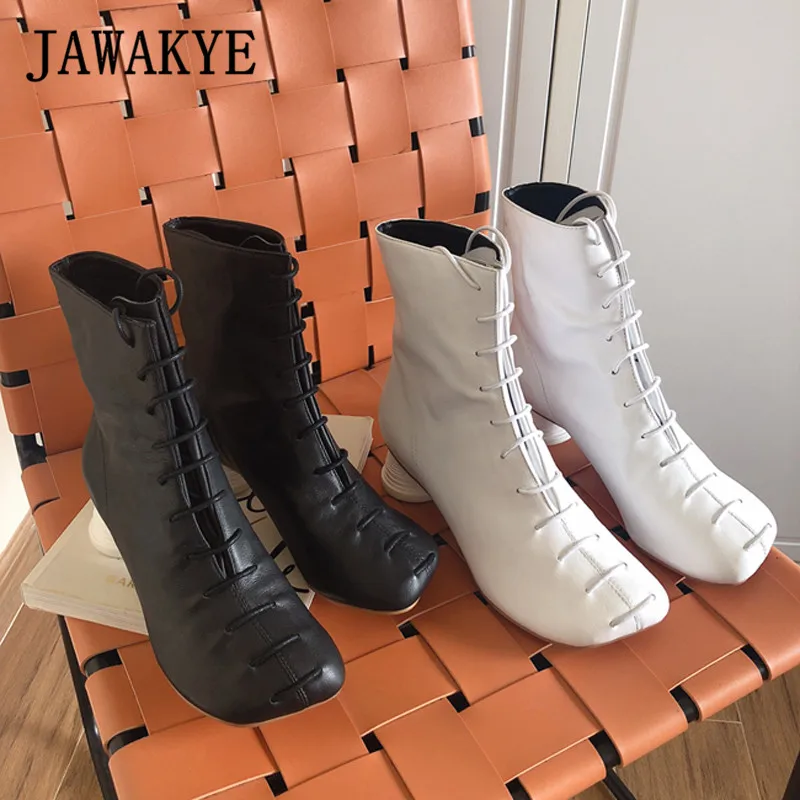 Женские ботильоны на высоком каблуке модельные короткие ботинки из натуральной