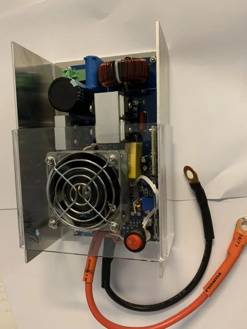 Полномостовой квазирезонансный инвертор 1000 Вт с немодулированным