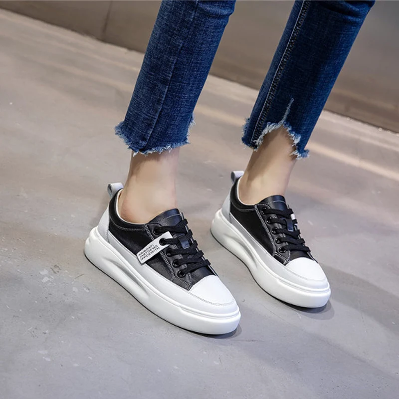 

Genuine Leather Women Sneakers Fashion Shoes Spring Summer Trend Casual Flats Female New Fashion Comfort White Vulcanized Shoes